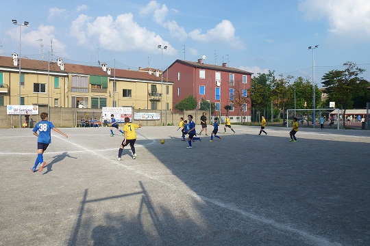 Caricamento immagine in corso...